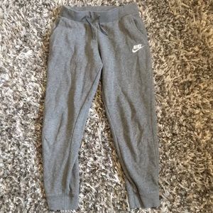 Women’s XS or girls XL nike sweatpants joggers